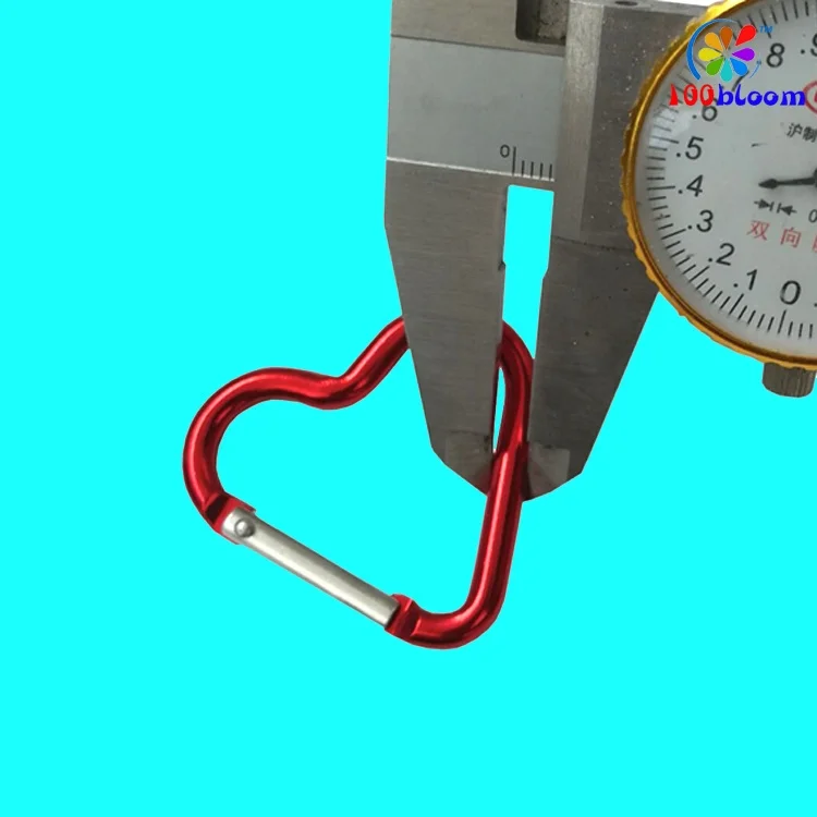 China factory wholesale cheap promotional key holder 5 cm aluminum heart carabiner keychain