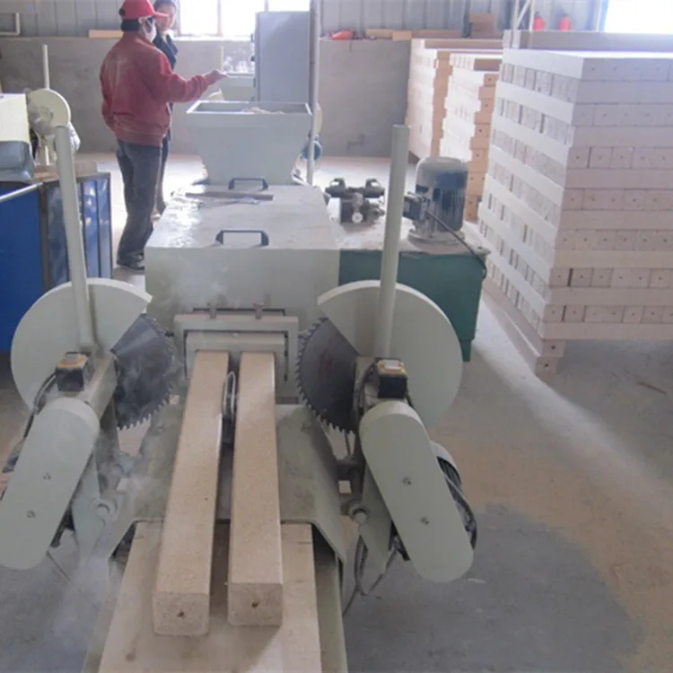 Automatic wood sawdust pallet making machine, wood shaving pallet feet hot press machine for sale