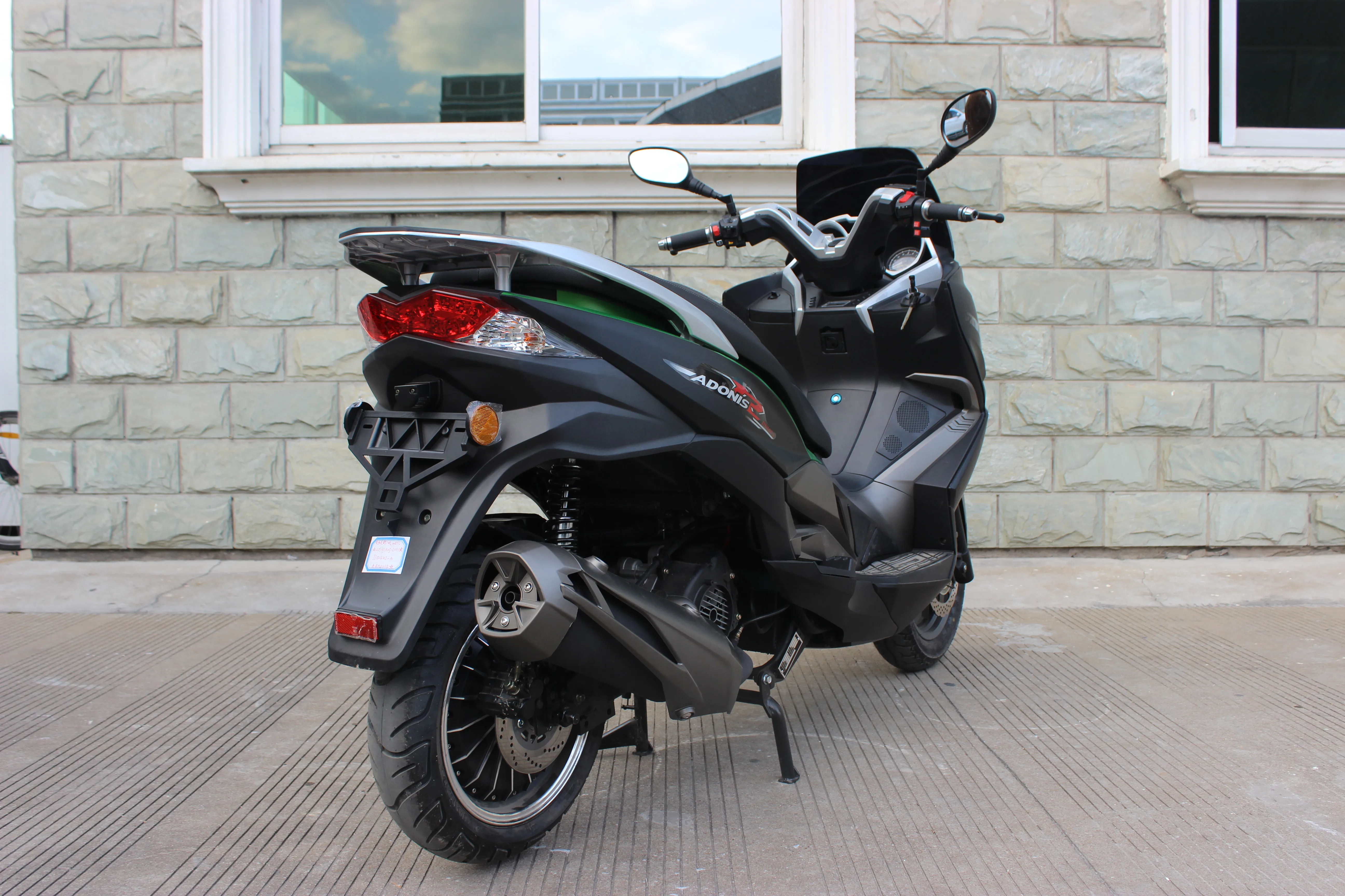 Jiajue 2021 New Developed 125cc Hybrid Maxi scooters