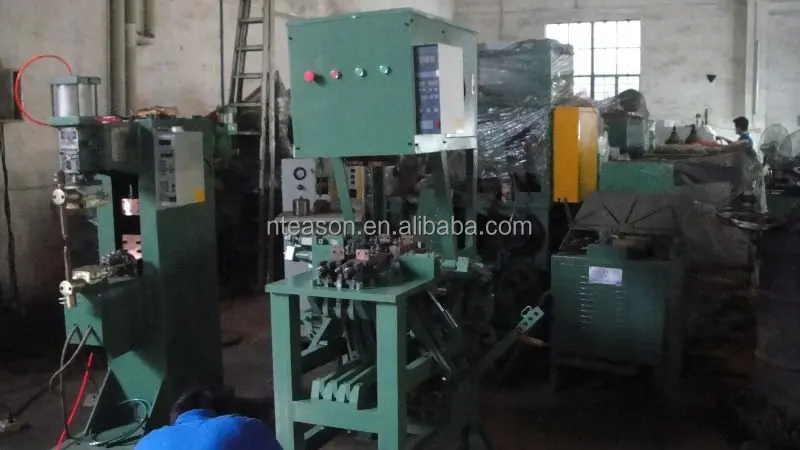 30grade chain link machine welding machine chain forming machine 3-6mm video