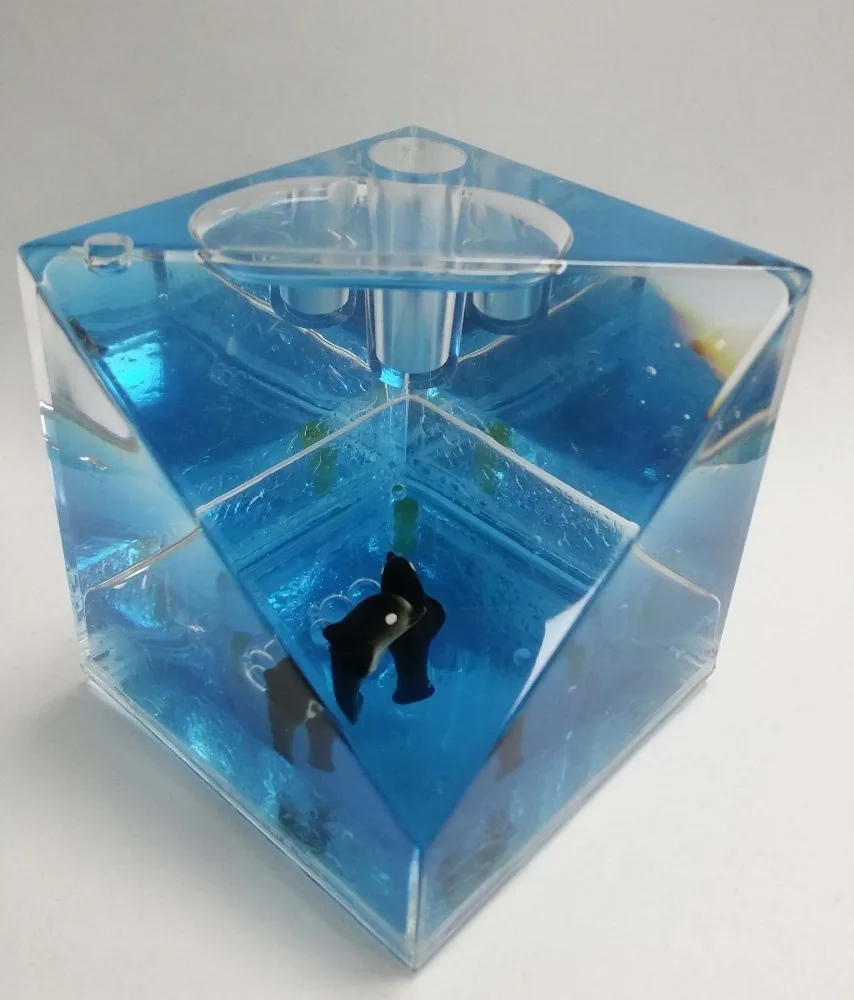 Оптовая продажа, индивидуальный прозрачный держатель для ручек, контейнер, акриловый держатель для ручек с жидкостью, Милая Рыба