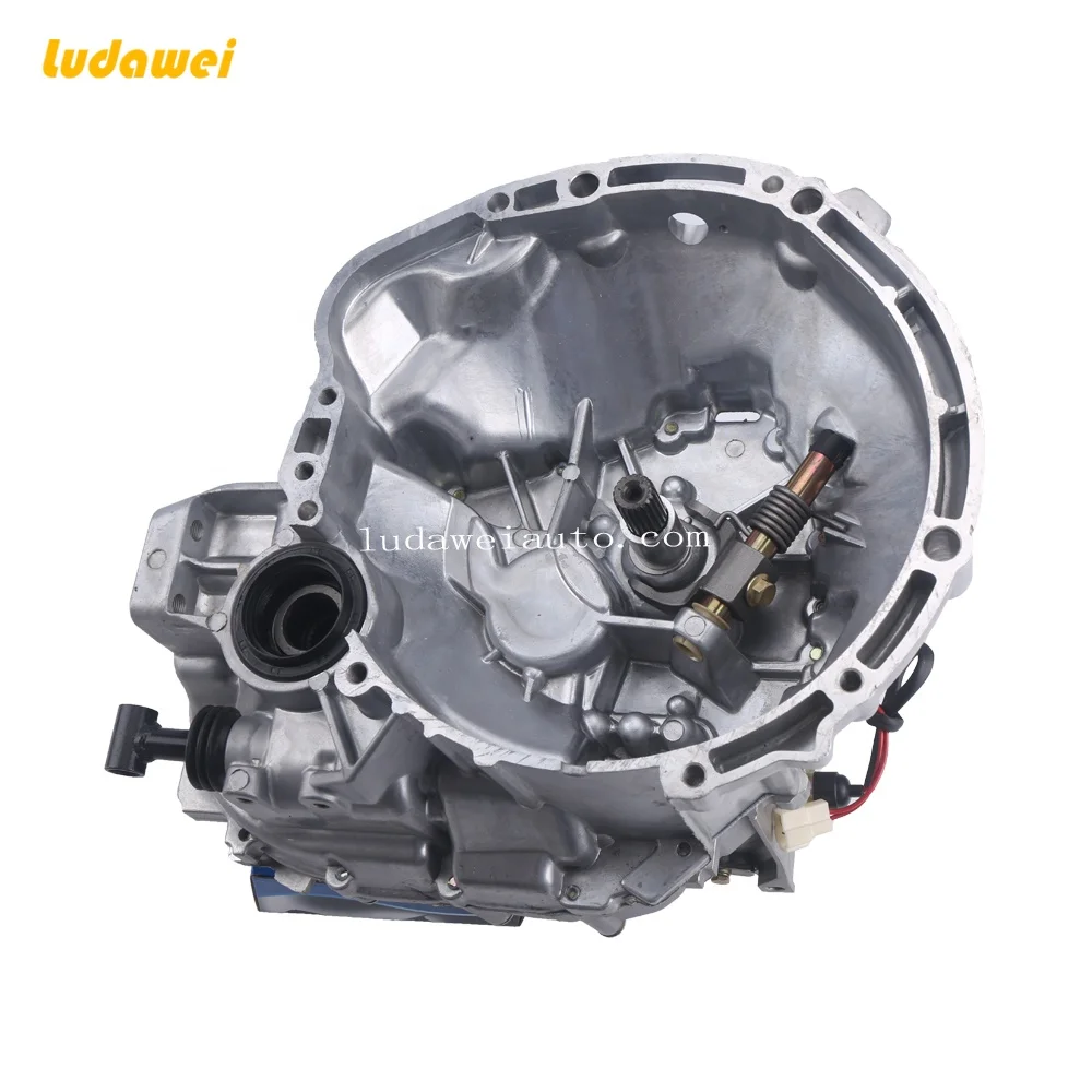 Factory price FOR LIFAN 1.3OLD/ 8A Gearbox assembly sinotruck howo gearbox assembly