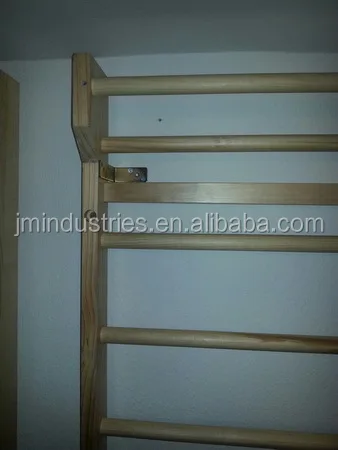 Hot Seller Wood Fitness Equipment Swedish Ladder Pull Up Gym Wall Bars