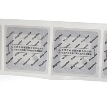 Long Distance Programmable Smart 860~960mhz UHF Retail Rfid Tags