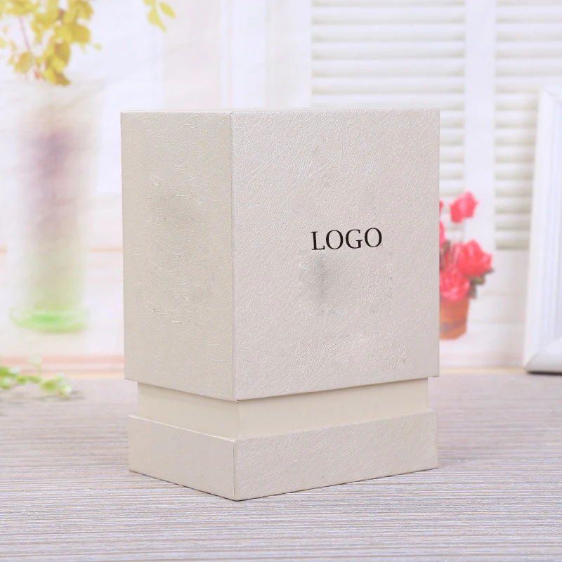 China Manufacturers White Personalized Square Rigid Perfume Bottles Luxury Cosmetic Packaging Gift Boxes