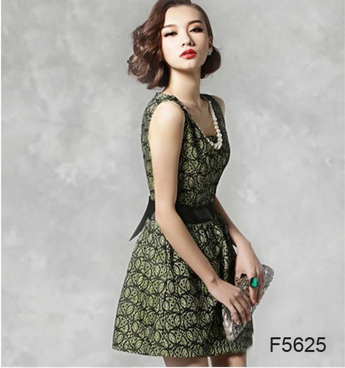 Wrinkle free fabric backdrops for creative photographers.