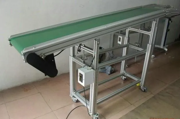 YUPACK Heavy Duty Slide Bed Conveyor