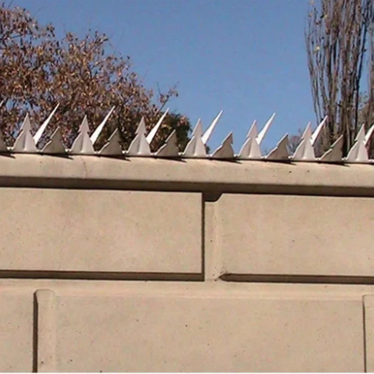 Galvanized Anti-Climb High Security Sharp Razor Wall Spikes on Top of Wall and Fence