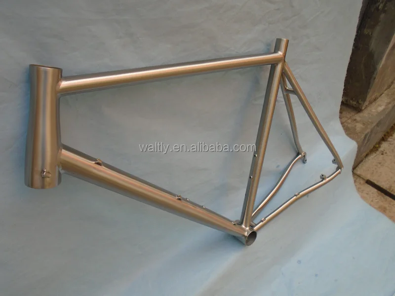 Last long 700C endurance titanium Racing disc brake road bike frame for Di2