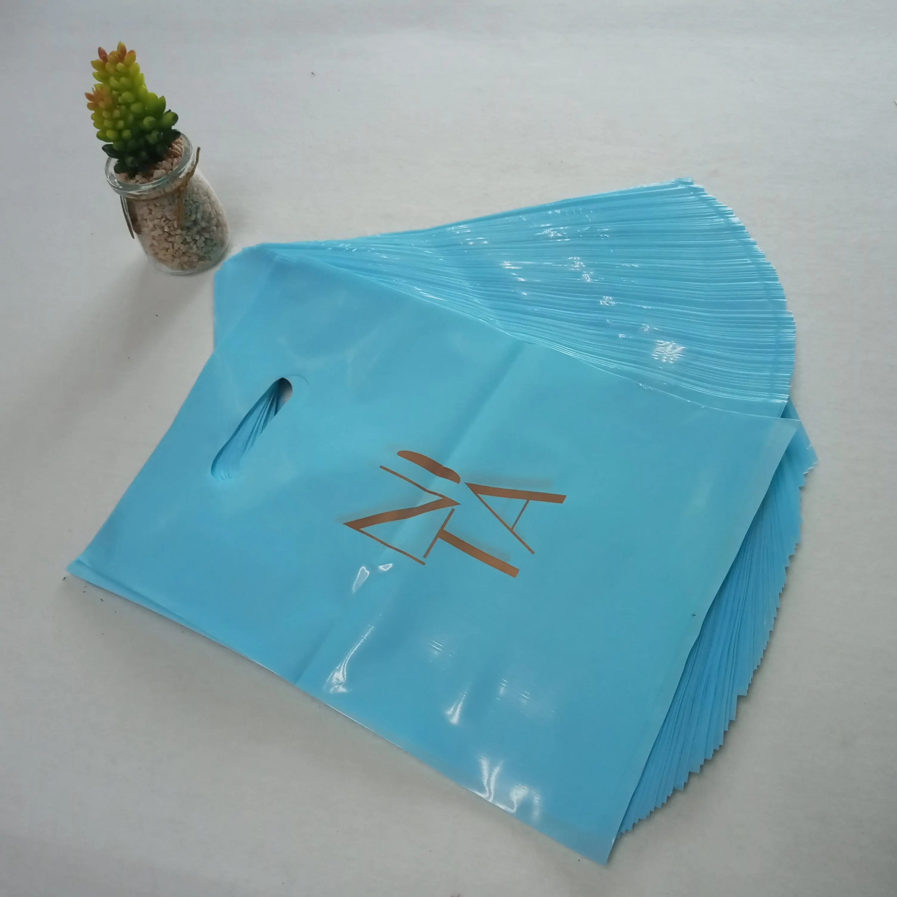 
PE/LDPE 100% Biodegradable Die cut Custom Printing Shopping Plastic Bags With Own Logo for Wholesale price 