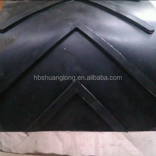 slope transportation patterned v conveyor belts for road construction application