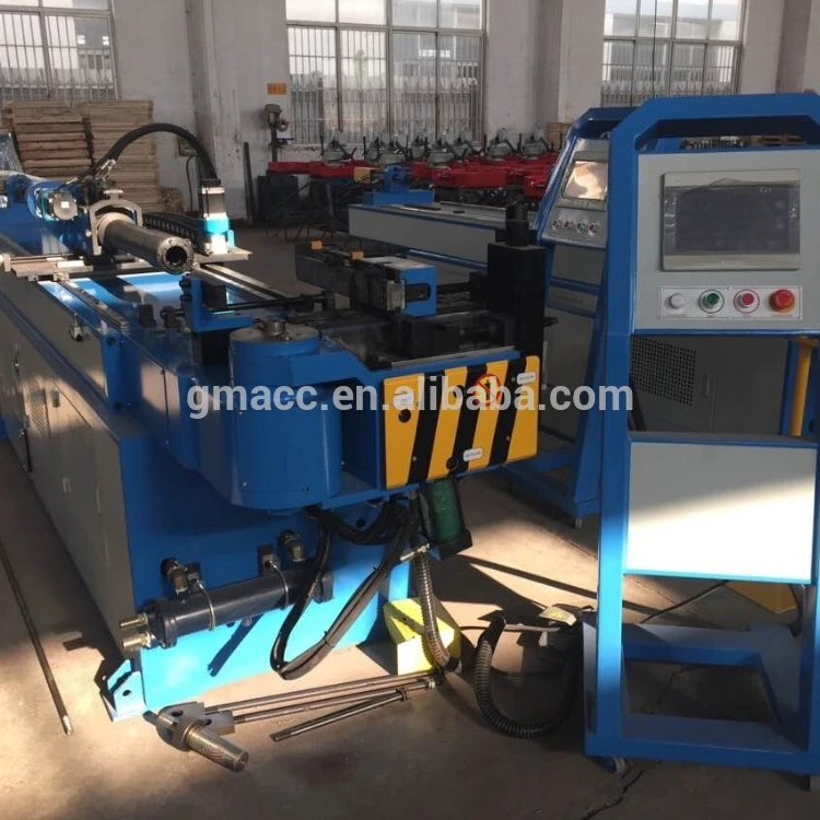 Three-dimensional tube bending machine