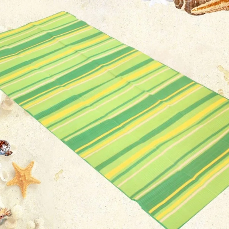 Outdoor foldable sand free  beach straw mat
