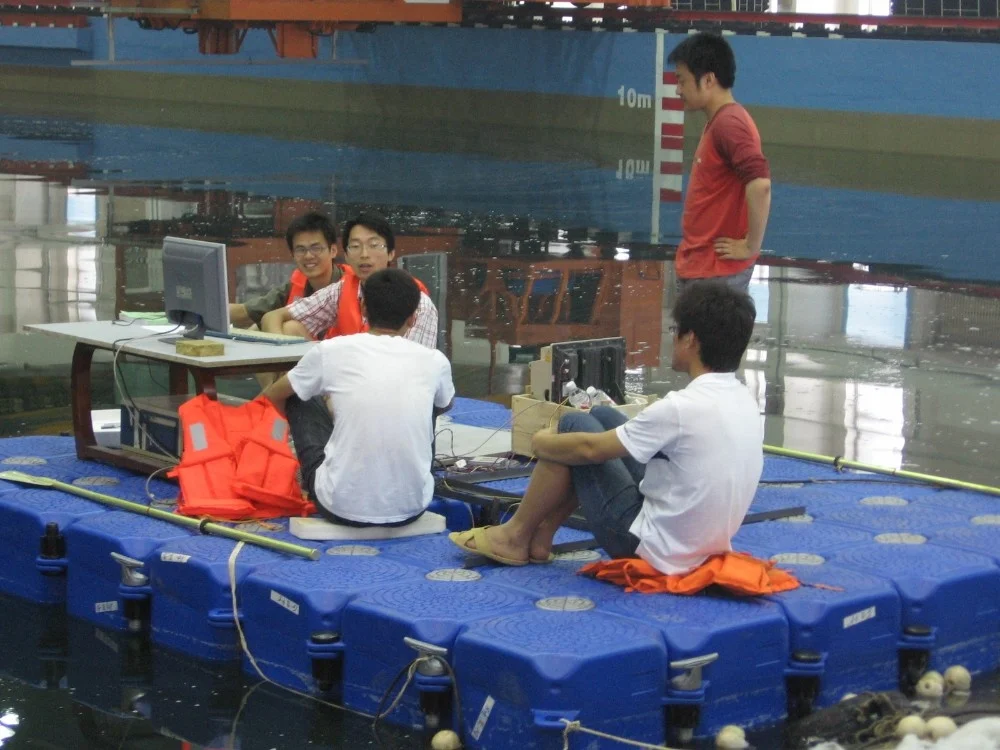 modular floating platform dock system for pumps and walkways