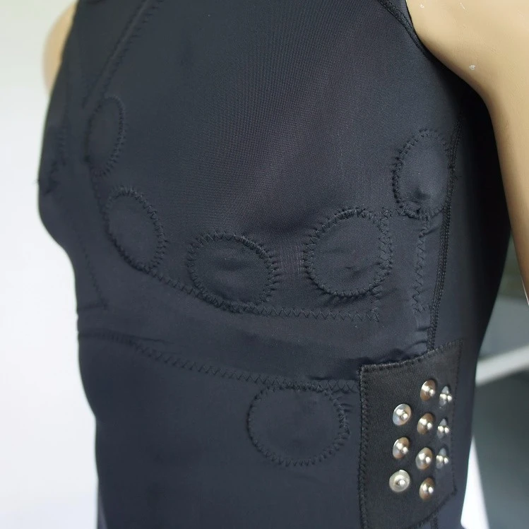 ecg t-shirt for wearable ecg monitor personal care