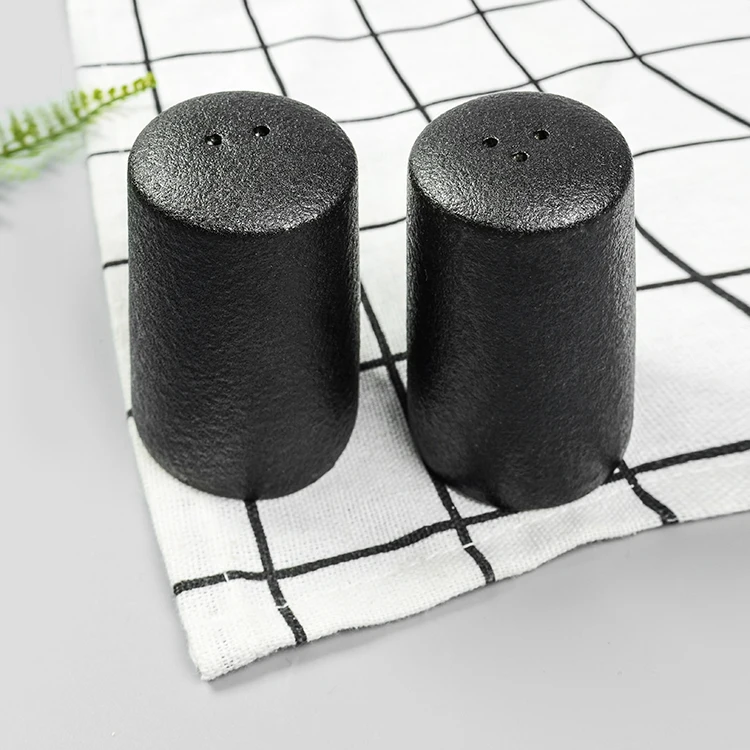 Black Dot Glaze Ceramic Mill Salt And Pepper Shakers Bottle