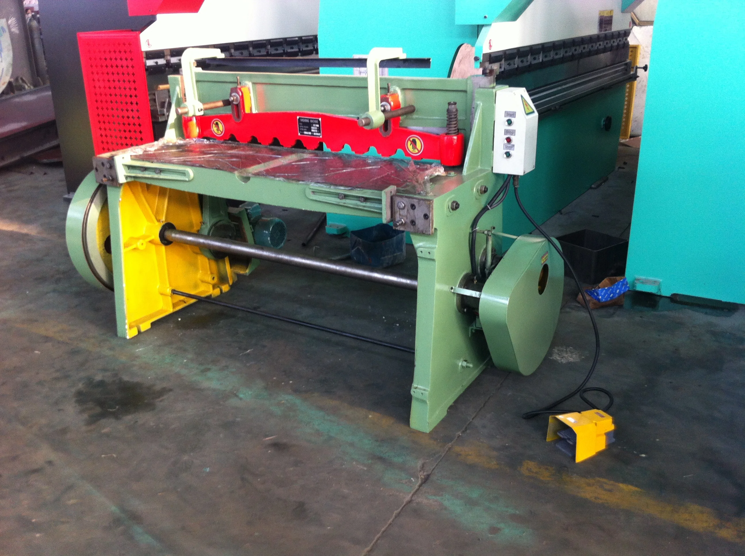 
Electric Metal Guillotine, Mechanical metal guillotine shears 