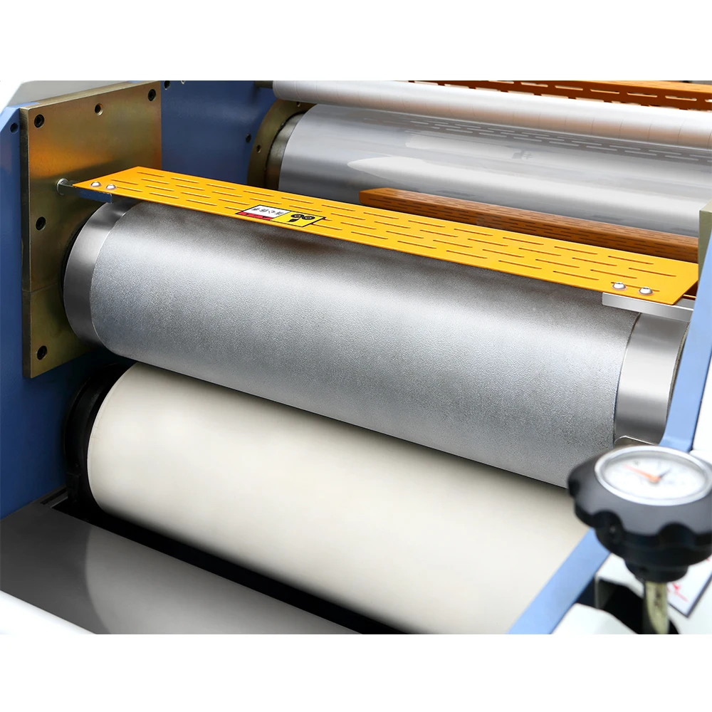 Auto feeding thermal film lamination machine