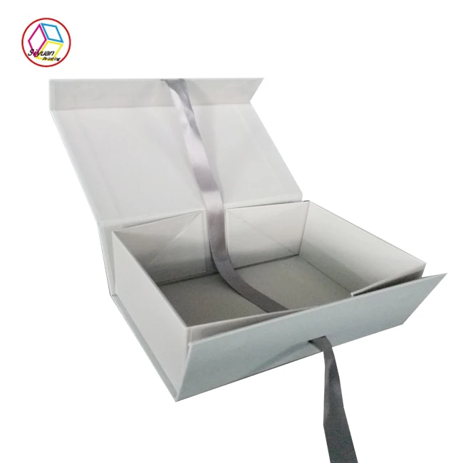 Custom ribbon closure magnetic empty gift box for gift packaging