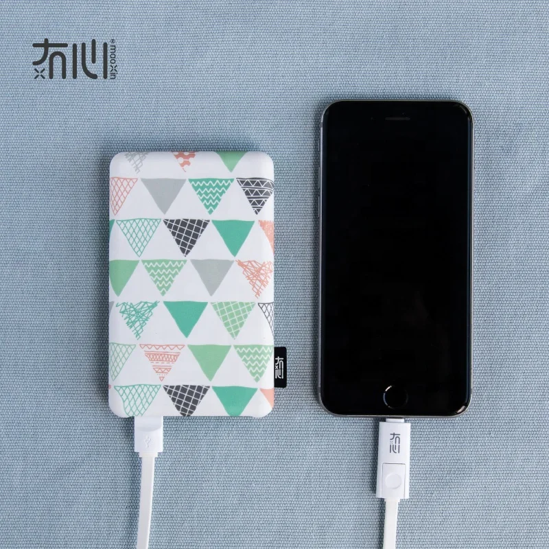 
Maoxin hot sell promotion gift colorful super slim low moq mobile power bank 8000mah 