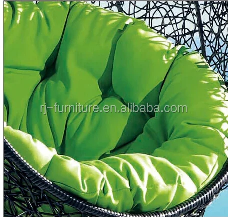 2013 New arrival synthetic rattan swing chair/wicker egg chair/rattan hanging chair with steel frame