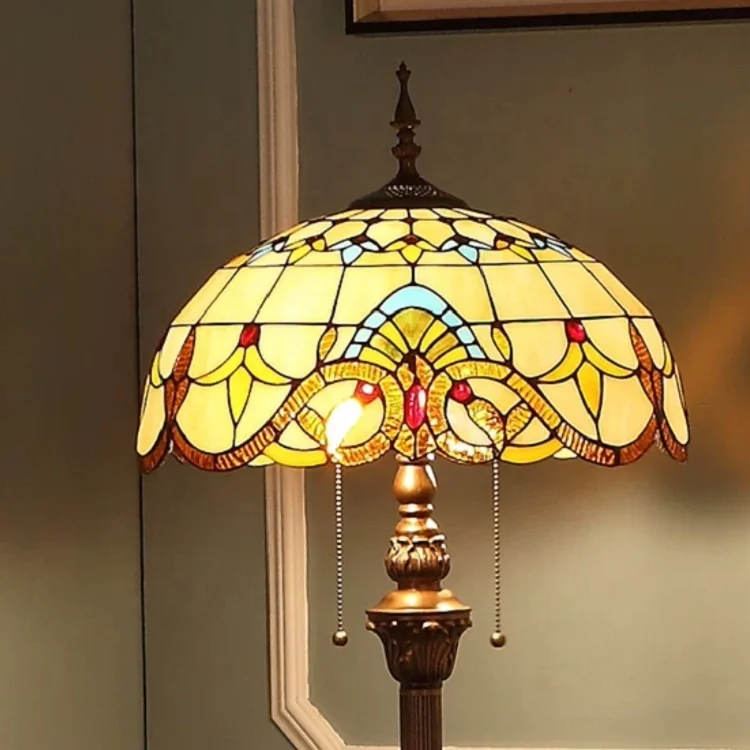 Tiffany Kaca 16 Inch Shade Art Deco Elegant Luxury Baroque Handmade Stained Glass Tifany Floor Lamp Tiffany Standing Lamp