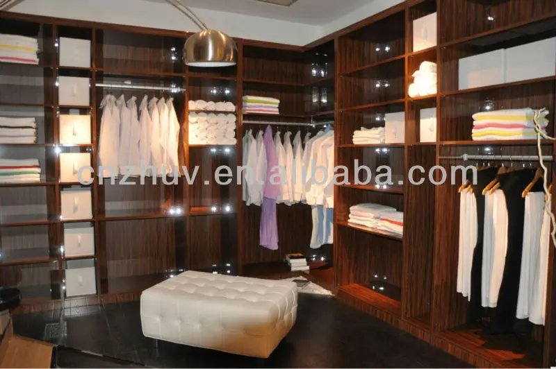 
Mediterranean Style Modern Walk-in Closet bedroom wardrobes 