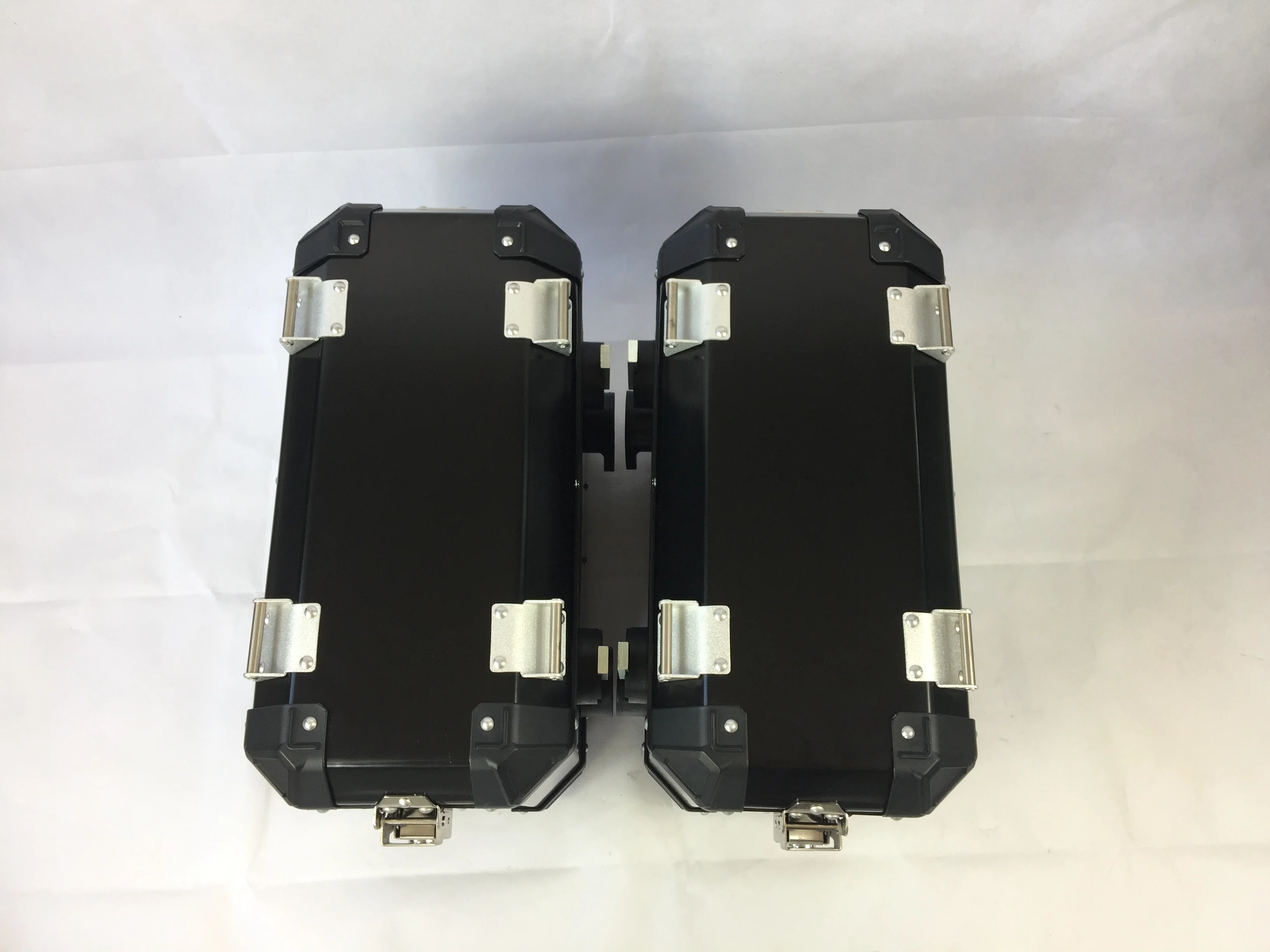 Motorcycle Bags Side Box 26L Black Aluminum Panniers For Any Types Of Motorcycle