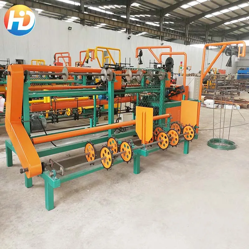 Automatic Diamond Wire Mesh Chain Link Fence Making Machine For Chain Link Wire Fence Net Weaving