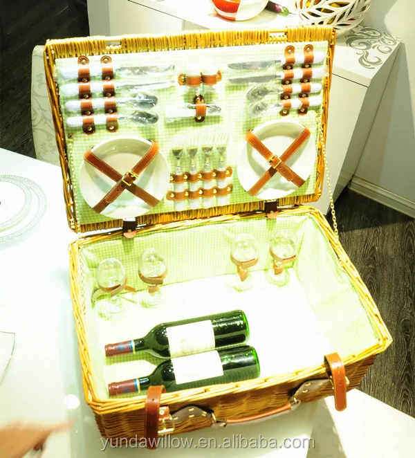 Wicker Mini Picnic Basket