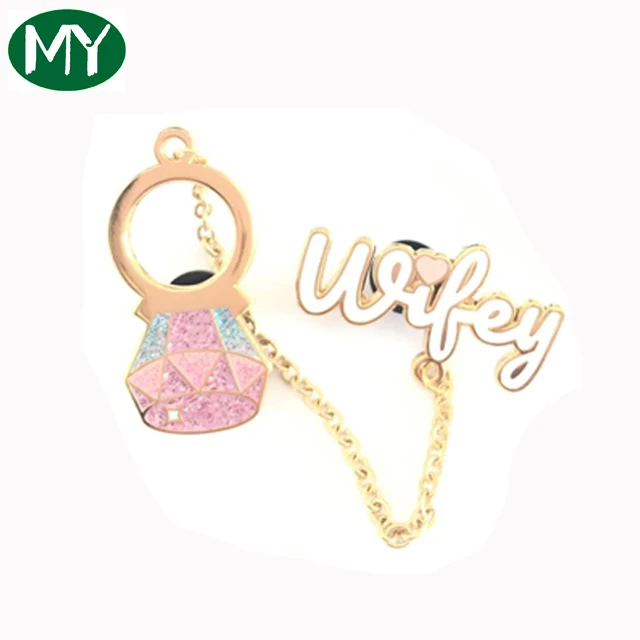 High quality custom soft enamel pin plating dyed red metal badge