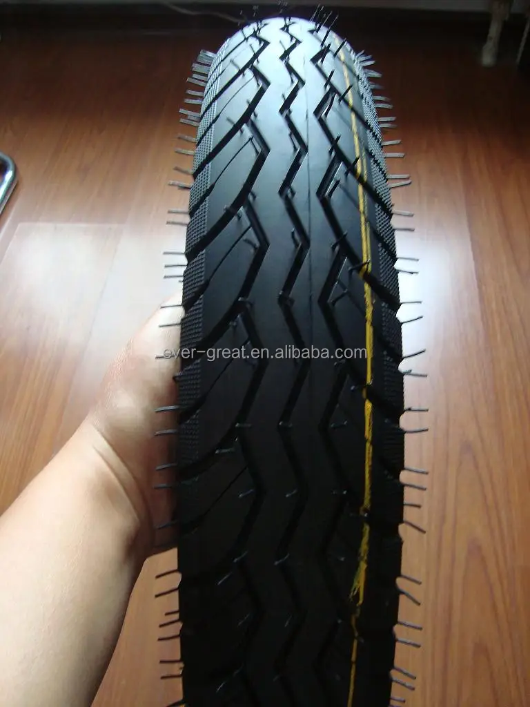 Резиновая шина для