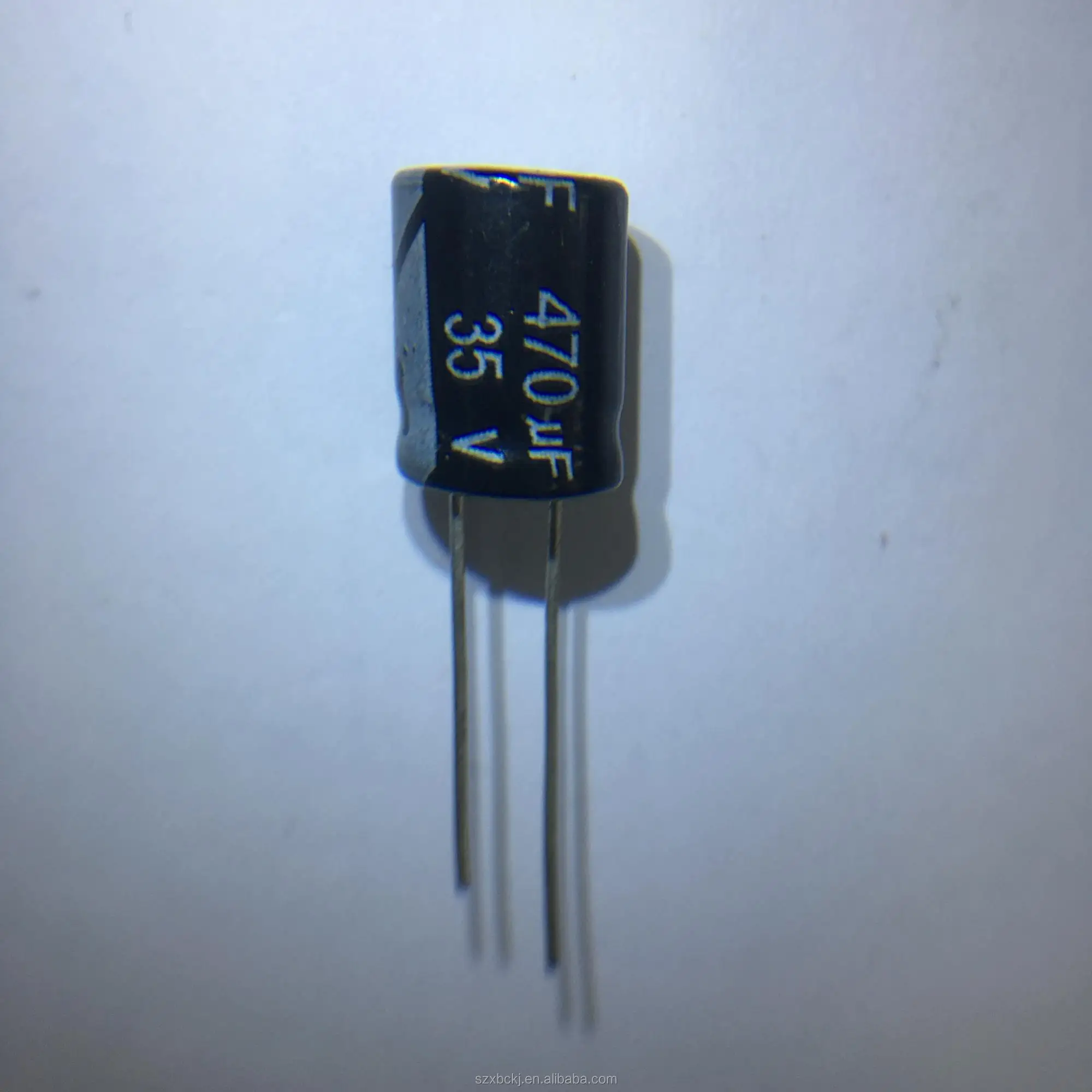 Top Quality 470uF 35V 6*7 Electrolytic Capacitor