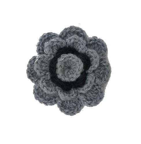 Free sample handmade crochet flower for garment decoration