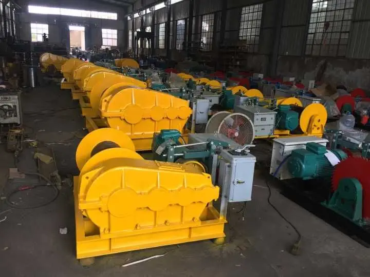 30 tons electric winch wire rope type with remote control low price