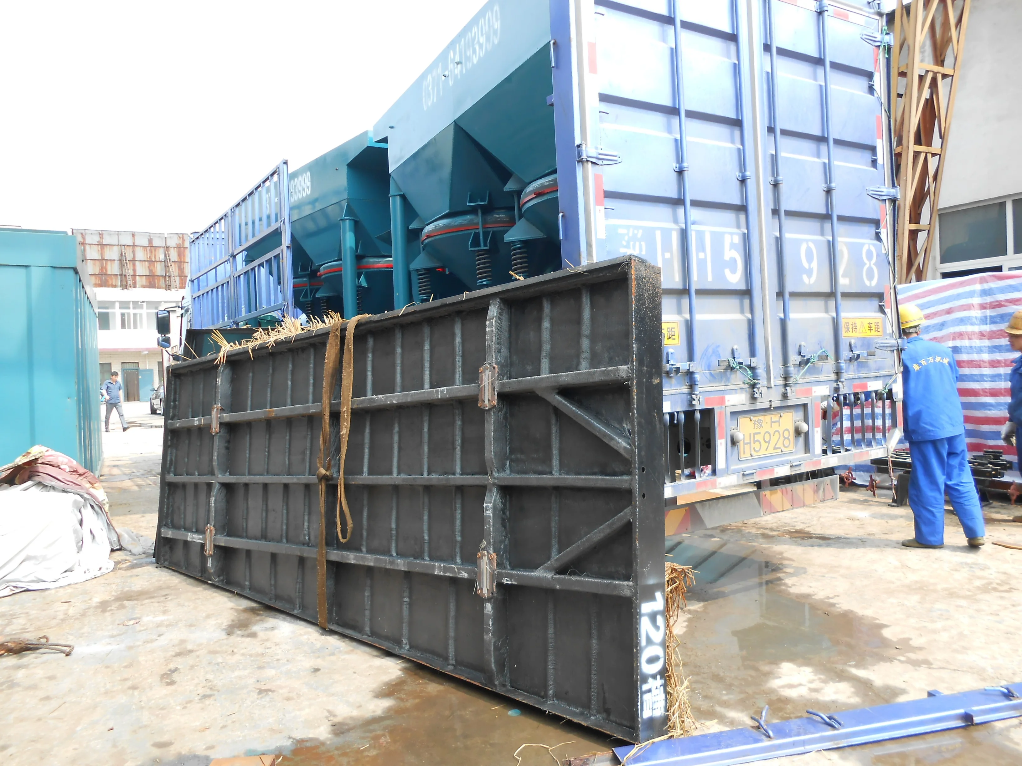 High recovery centrifugal concentrator gold mining machine gold jigger for sale