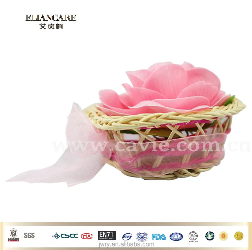 1PC BIG CAMELLIA SOAP FLOWER IN HEARTS SHAPED WICKERWORK BASKET WITH SOAP STRIPS