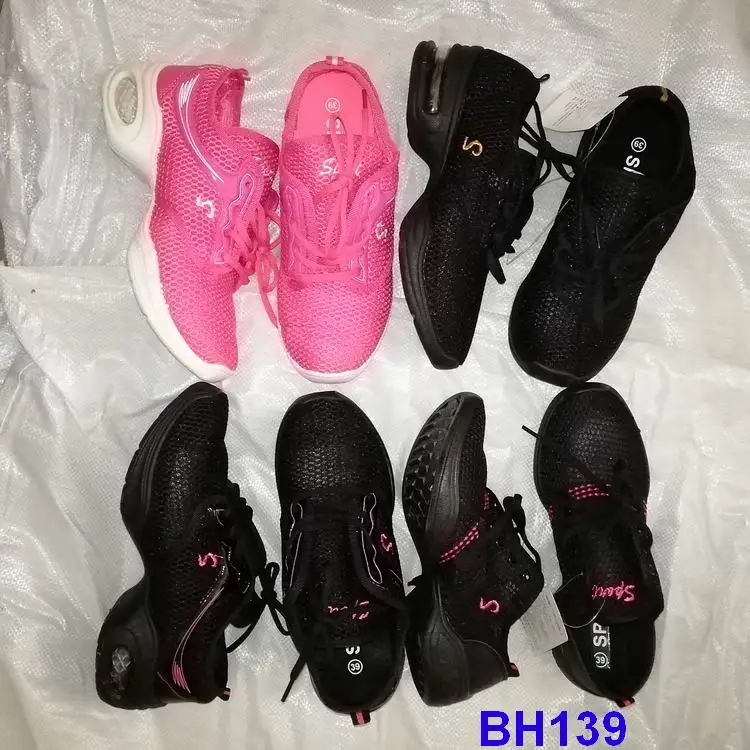 
clearance stock lots running women sports shoes 