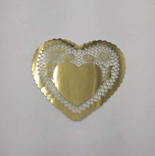 Free sample disposable paper products food grade decorative lace paper mats party colored cake doilies with lace