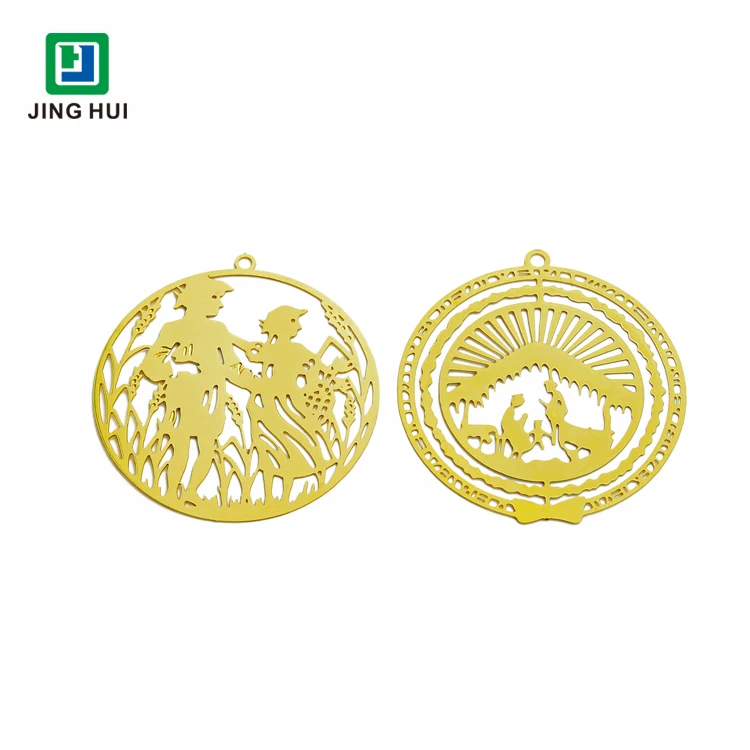 Metal Brass Plated Gold Round Shaped Chinese Christmas Ornaments