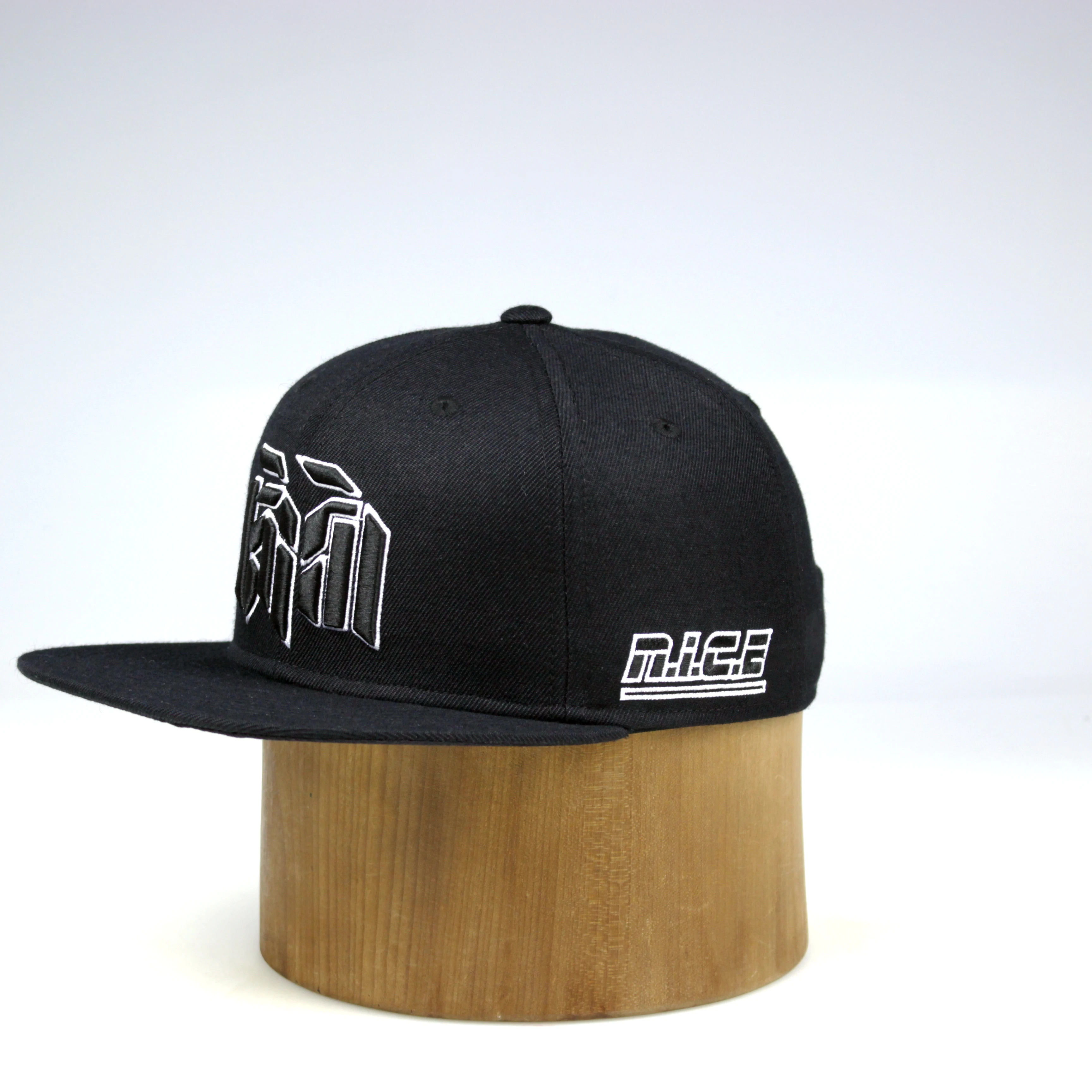 Customize Snap back Embroidered Snapback Hats with Printed Visor