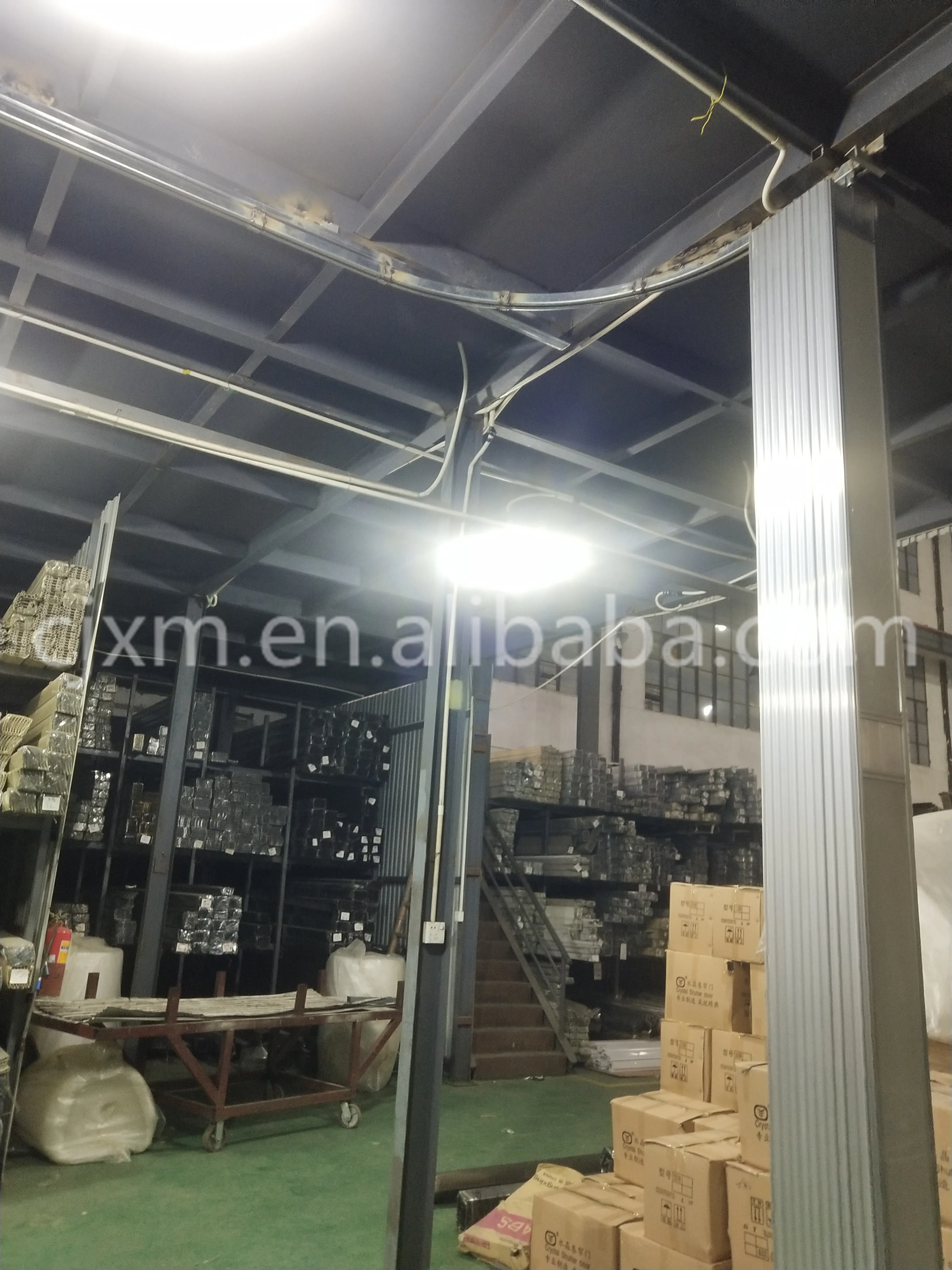 Commercial plastic crystal level transparent folding door
