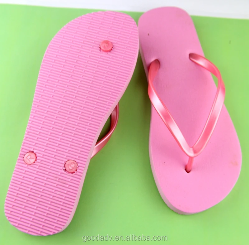China rubber bathroom slipper comfortable eva/pvc flip flop washable slippers for man/women/kids