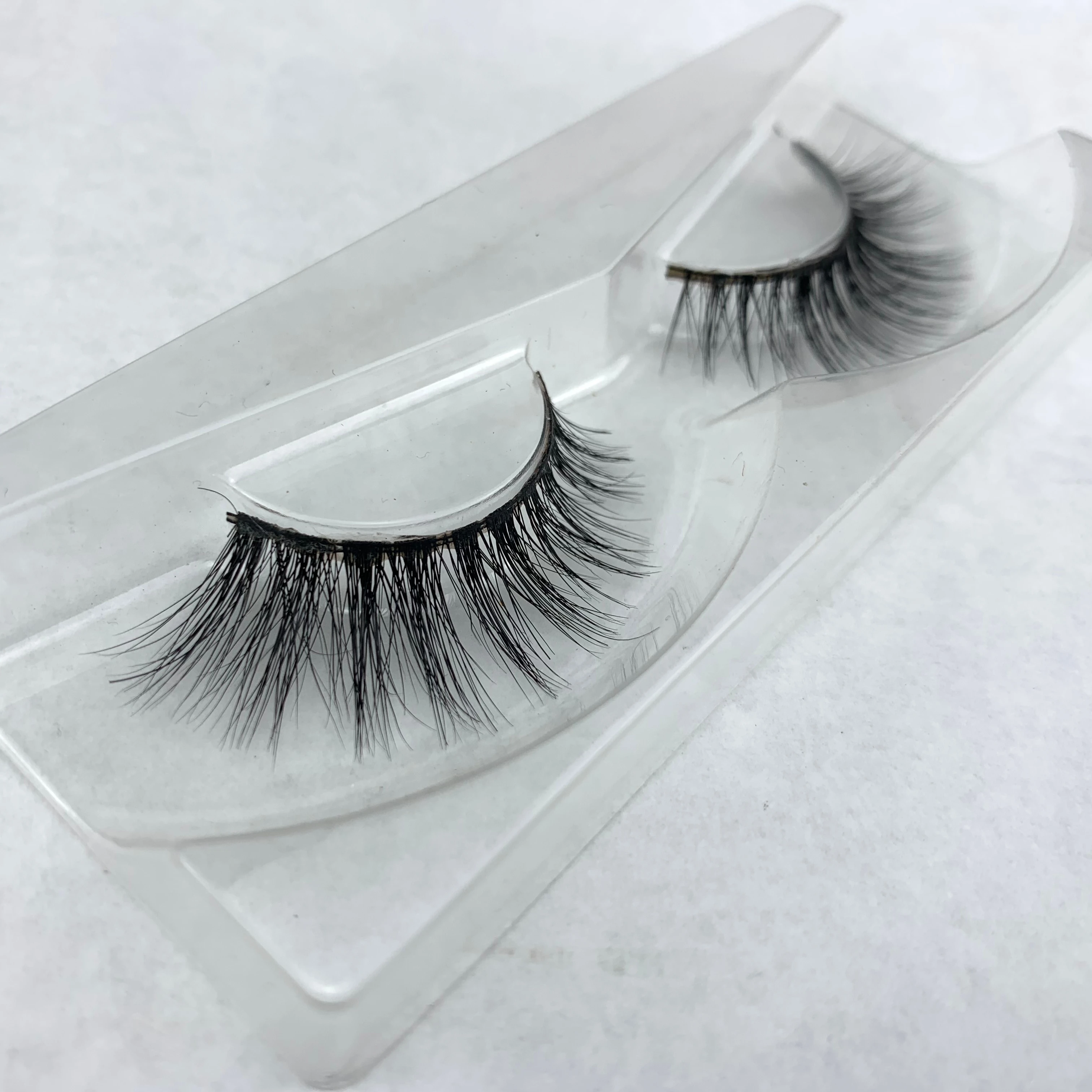 
Buy 2019 Hot Style Fake Strip Mink Eyelashes Retail With Nature Looking For Makeup 