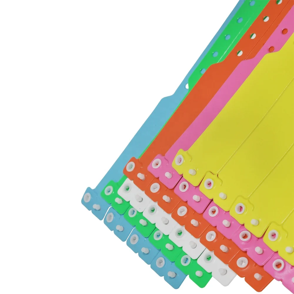 OEM design one-off adjustable vinyl wristbands for events