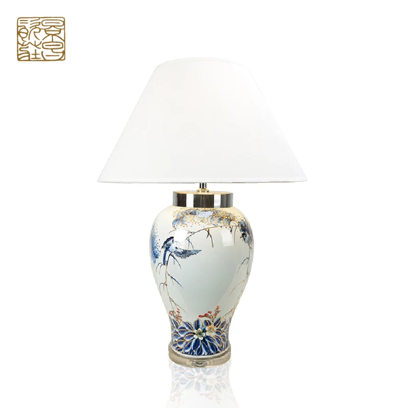 Оптовая продажа из Гуанчжоу китайские товары для дома Роскошная Современная фарфоровая настольная лампа вазы антикварная Керамическая Настольная спальни домашний декор