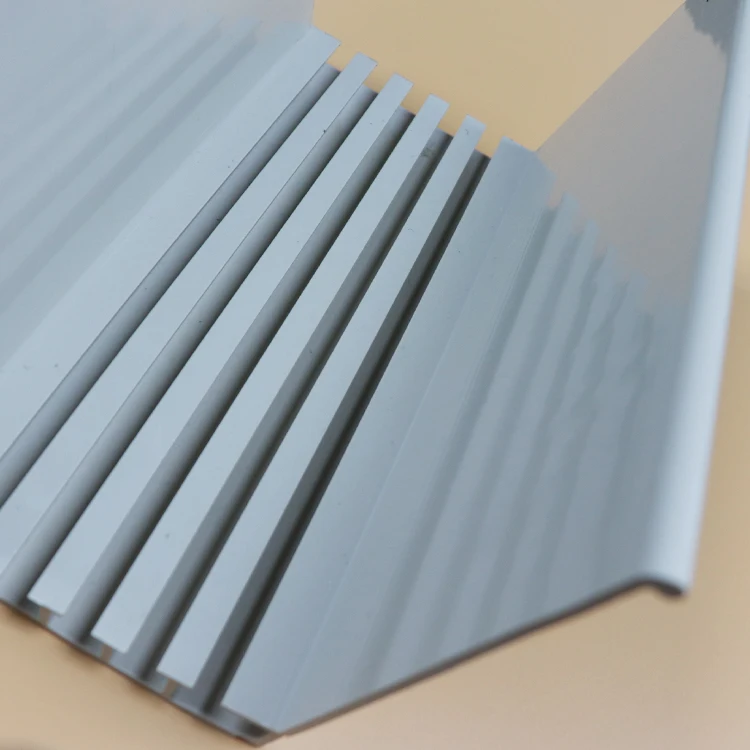 Недорогой сельскохозяйственный U-образный материал крышки из ПВХ для теплиц