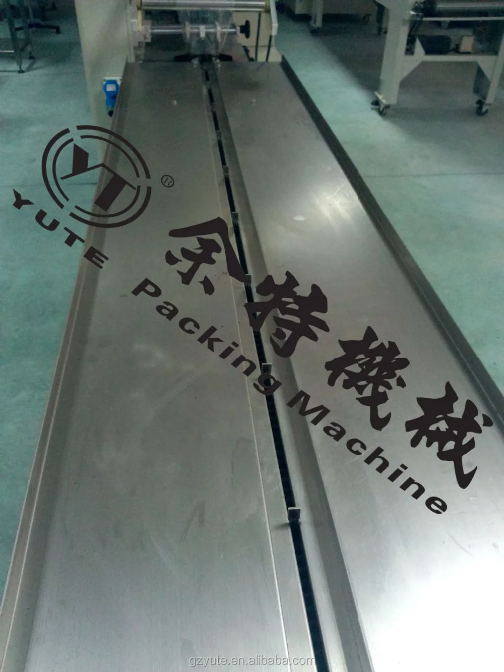 Полностью автоматическая горизонтальная конфеты потока упаковочная машина