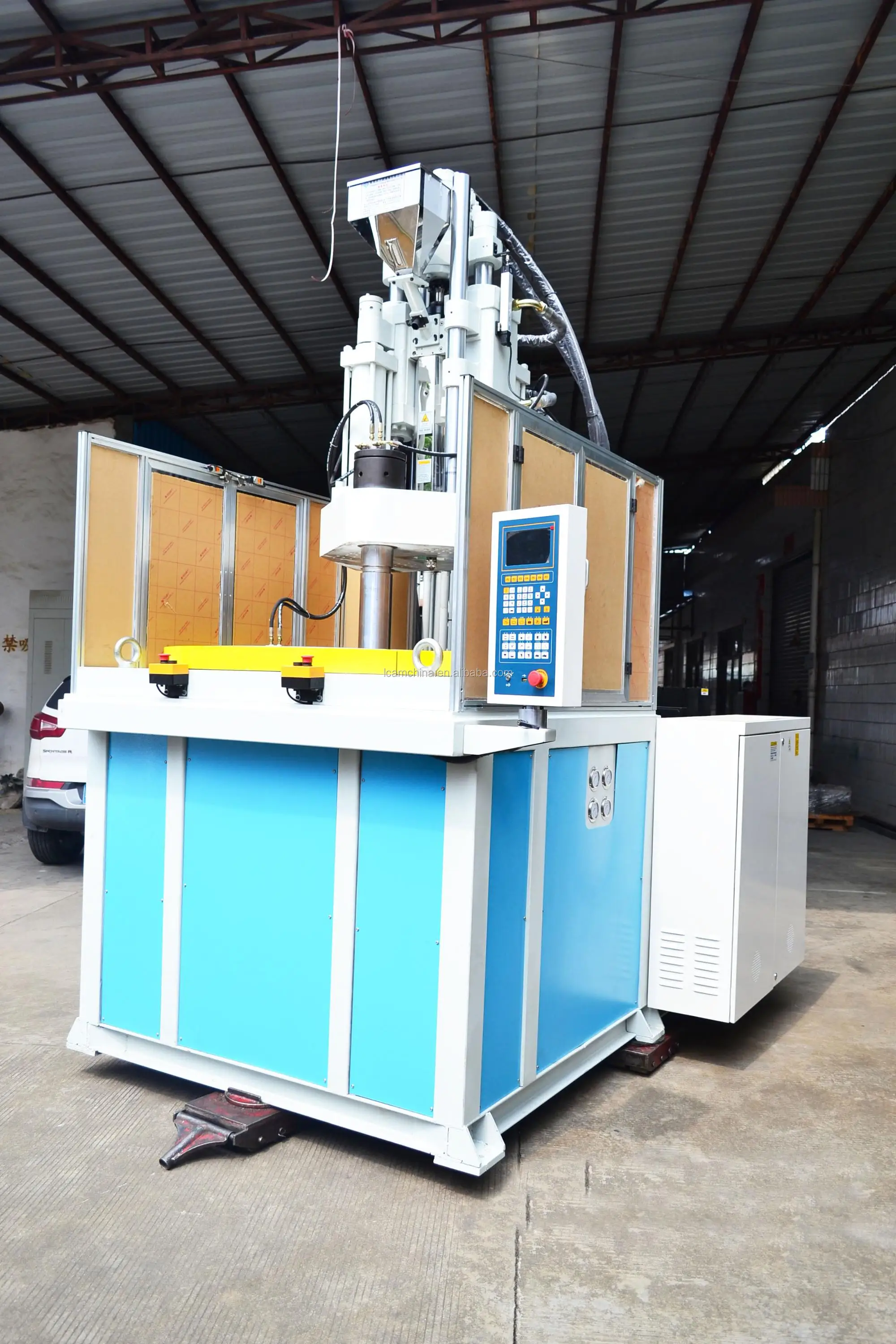  Машина для литья под давлением оправ очков изготовления чехлов телефона