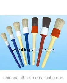 
round paint brush 